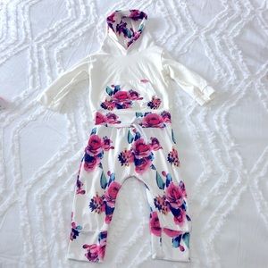 2 peace baby girl outfit